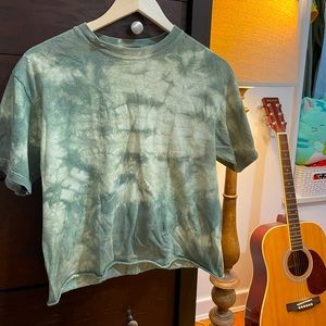 OLIVE/SAGE GREEN TIE DYED SHIRT